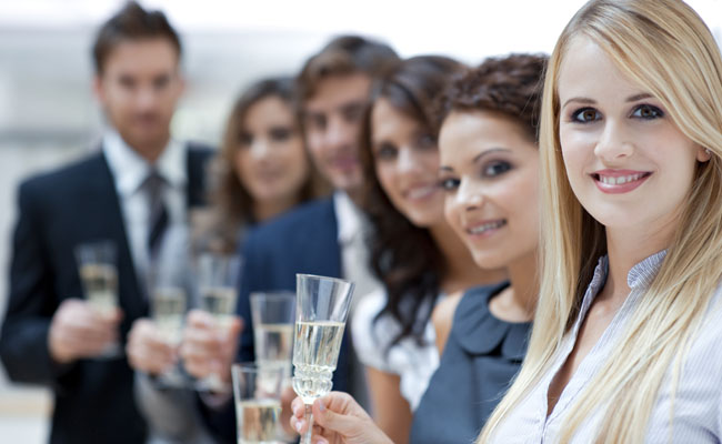 Saiba como se comportar em eventos de trabalho